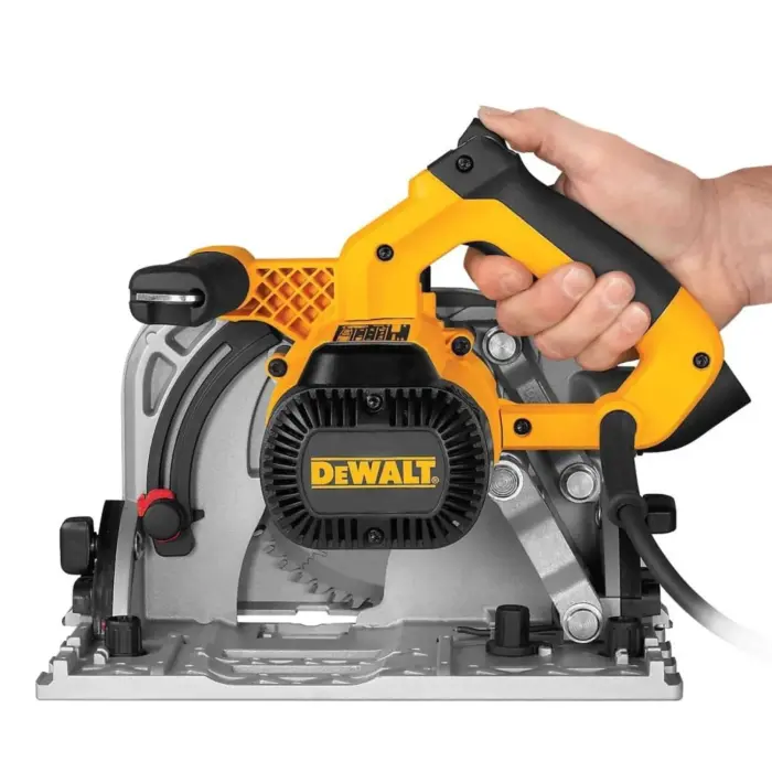 DEWALT DWS520KTR-QS plunge saw