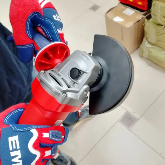 EMTOP EAGR11051 անկյունային հղկող մեքենա՝ 1100 Վտ, 125 մմ սկավառակ
