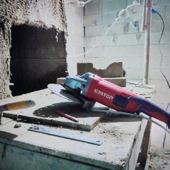 Անկյունային Հղկող Մեքենա Emtop EAGR30093 – Բալգարկա 3000Վտ, 230մմ սկավառակի տրամագիծ